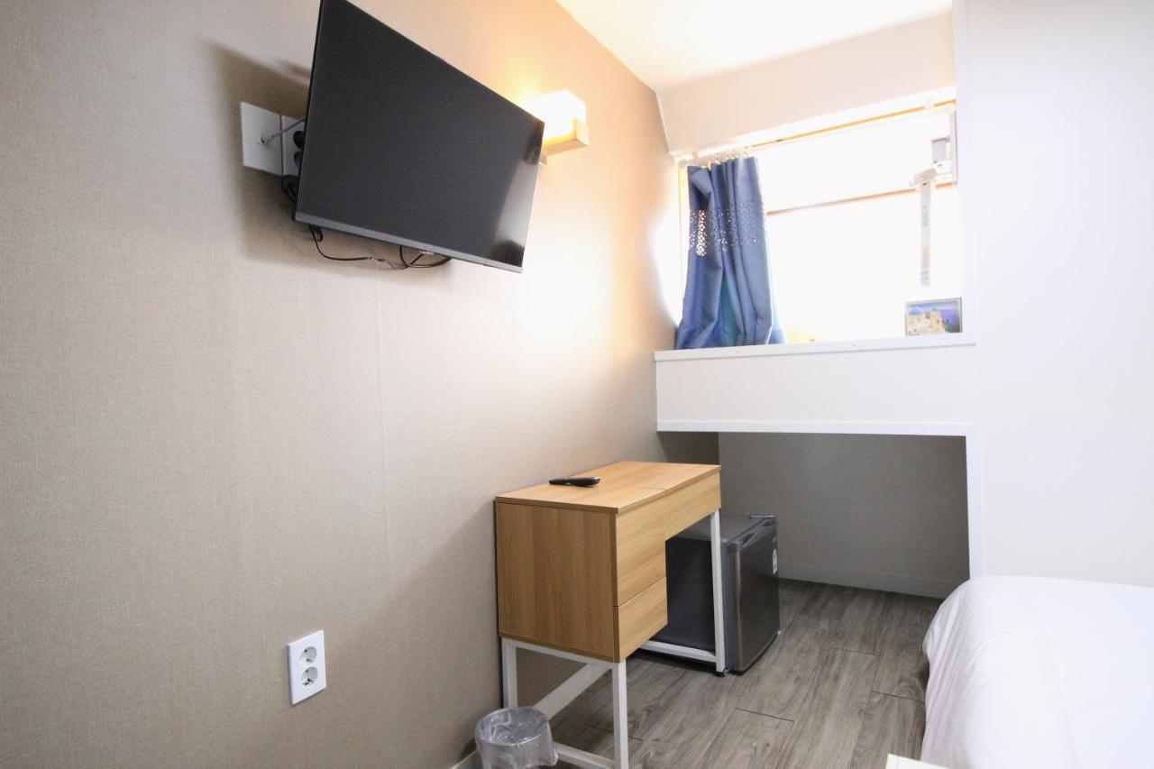 Hotel Golden Park Myeongdong โซล ภายนอก รูปภาพ