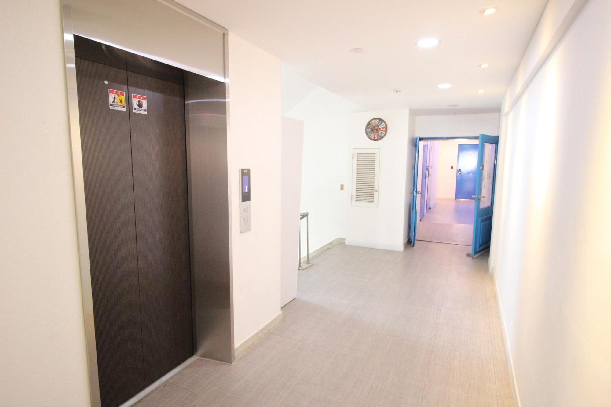 Hotel Golden Park Myeongdong โซล ภายนอก รูปภาพ